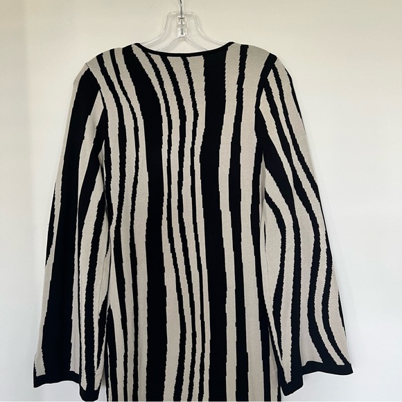 Commense Leisure Zebrataur Long Sleeve Maxi Dress Size S Small NWT - Picture 8 of 12